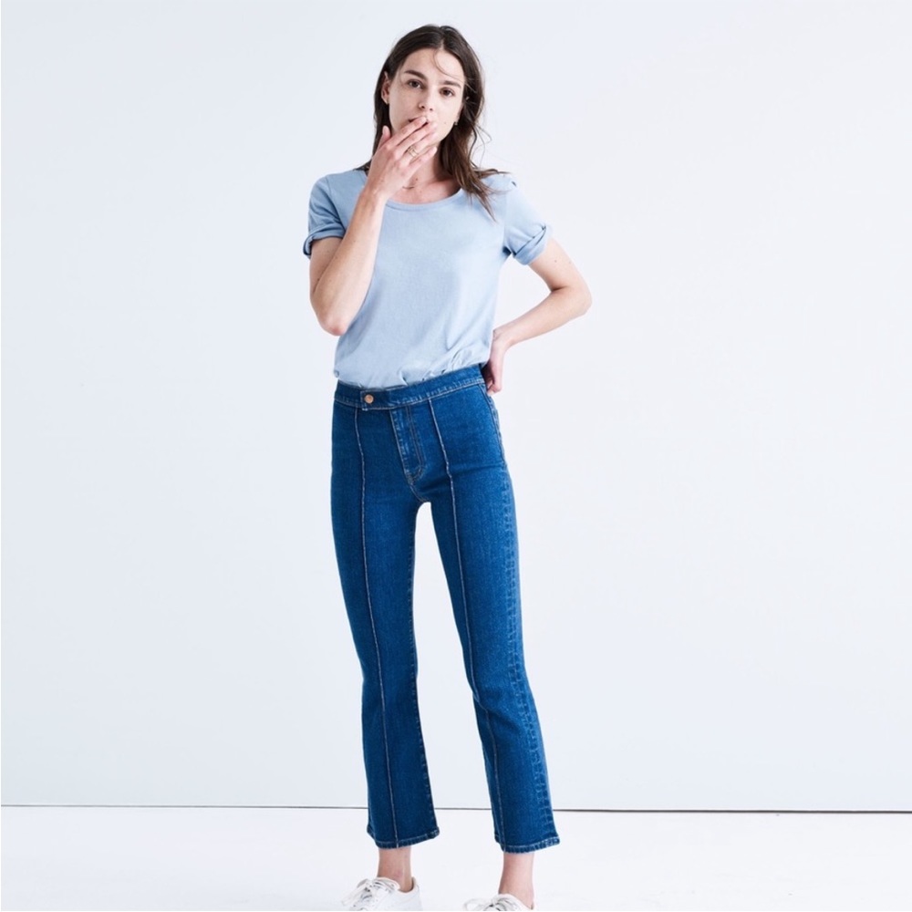 Madewell blue cotton riff tee, medium blue curtsy color